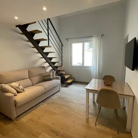 Duplex Lot 4 Climatisé Hypercentre à 5min Des Plages