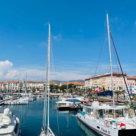 Appartamento Duplex Lot 4 Climatisé Hypercentre à 5min Des Plages Saint-Raphaël